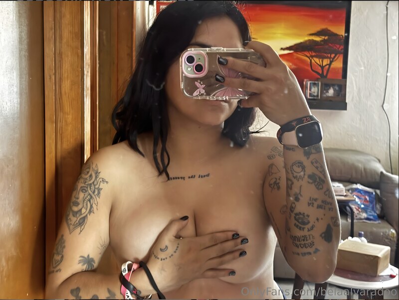 belaalvaradoo nude photo 1