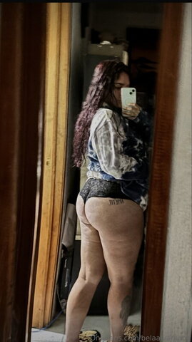 belaalvaradoo nude photo 22