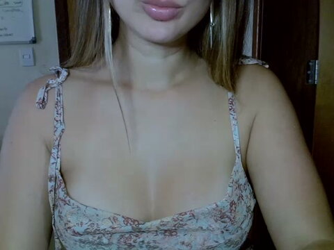 Belamuniquebrasil nude photo 10