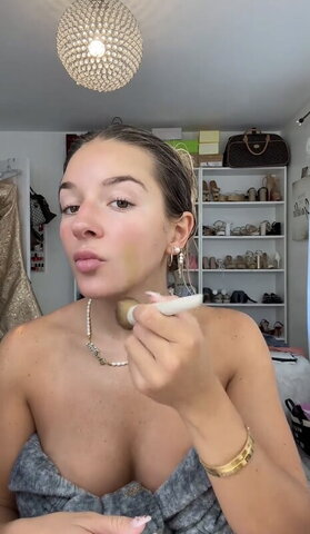 Bella Basile nude