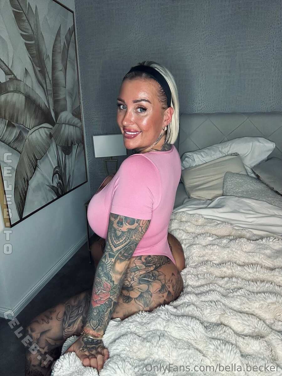 Bella Becker nude photo 7