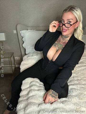 Bella Becker Sexy (1 photo)
