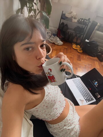 Bella Camero nude photo 4