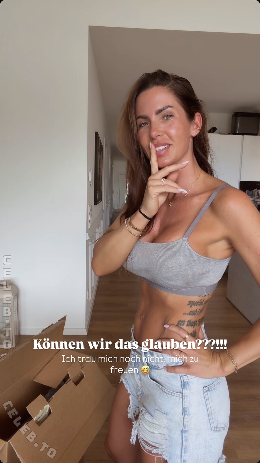 Bella Kraus nude photo 2