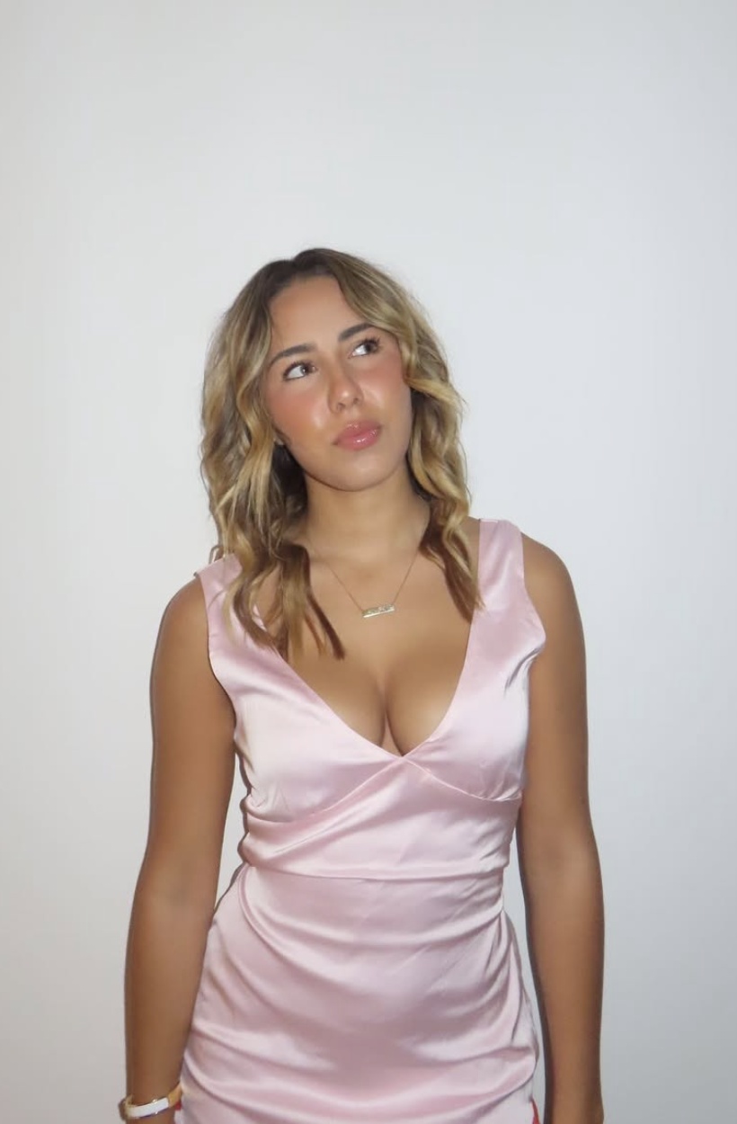 Bella Lopez bella_lopezzzz nude photo 3