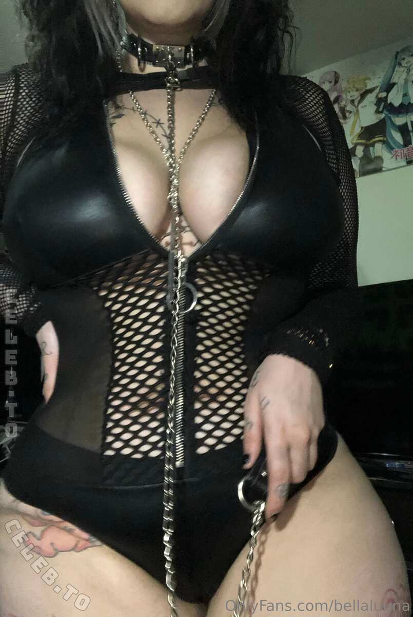Bella Luna nude photo 15