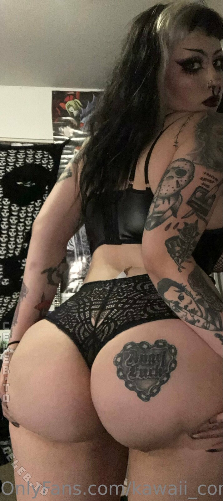 Bella Luna nude photo 8