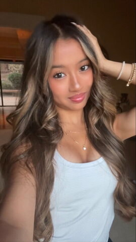 Bella Luu nude photo 2