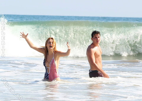 Bella Thorne nude photo 61