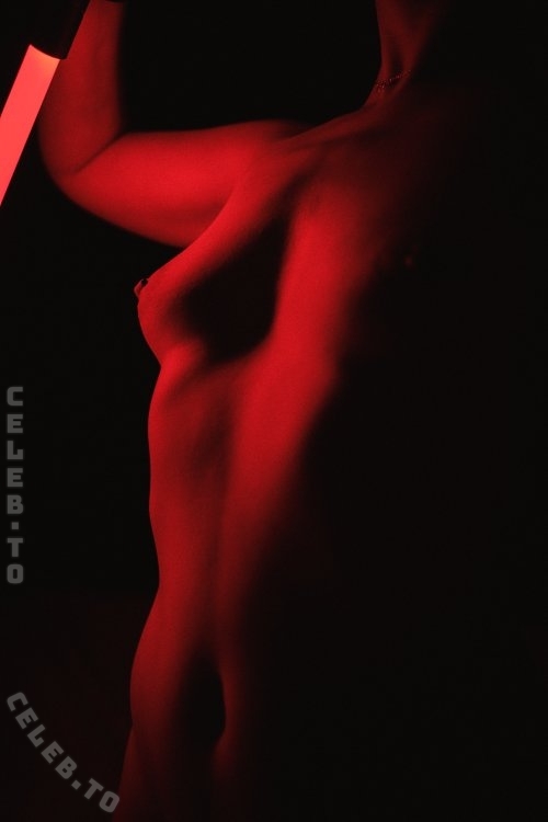 Bellaexotica nude photo 2