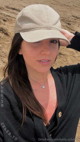 Bella.Schmidt – Here are a few high-necked impressions from my performance at OnlyFans...