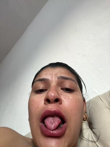 Belletds nude photo 2