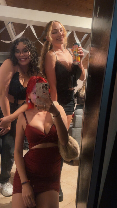 Bells David nude photo 5