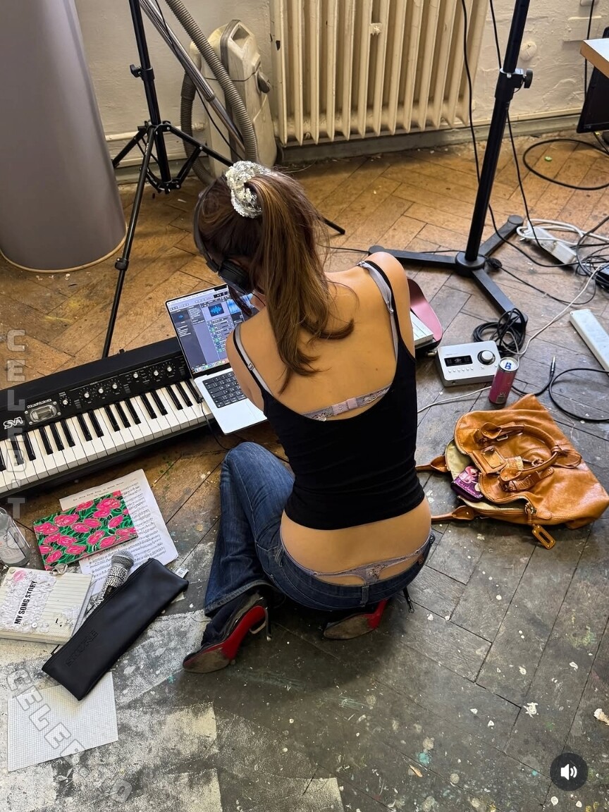 Benita Banu nude photo 4