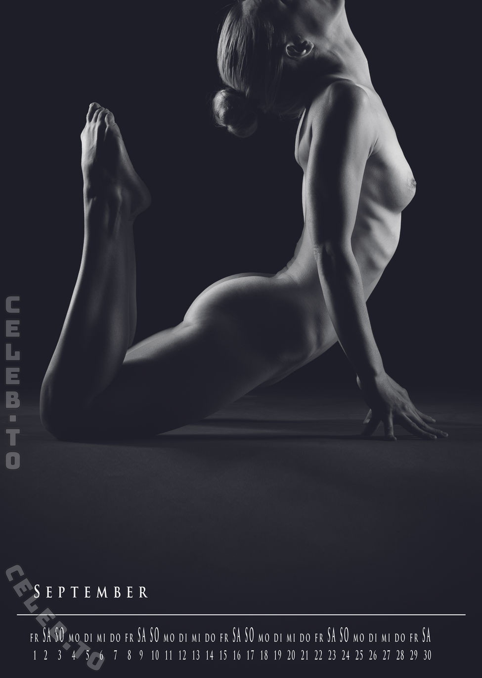 Bergretterinnen-Kalender nude photo 4
