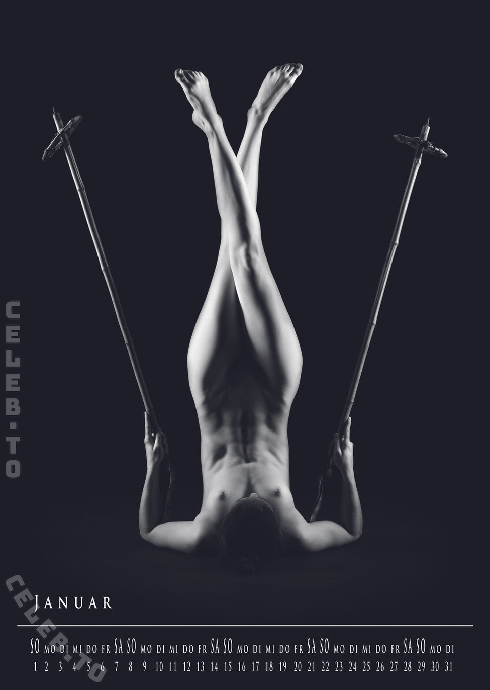 Bergretterinnen-Kalender nude photo 2