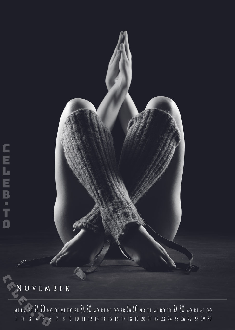 Bergretterinnen-Kalender nude photo 11