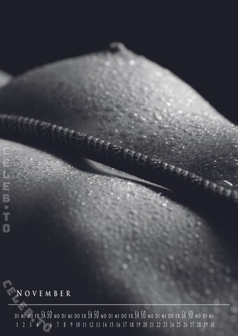 Bergretterinnen-Kalender nude photo 12