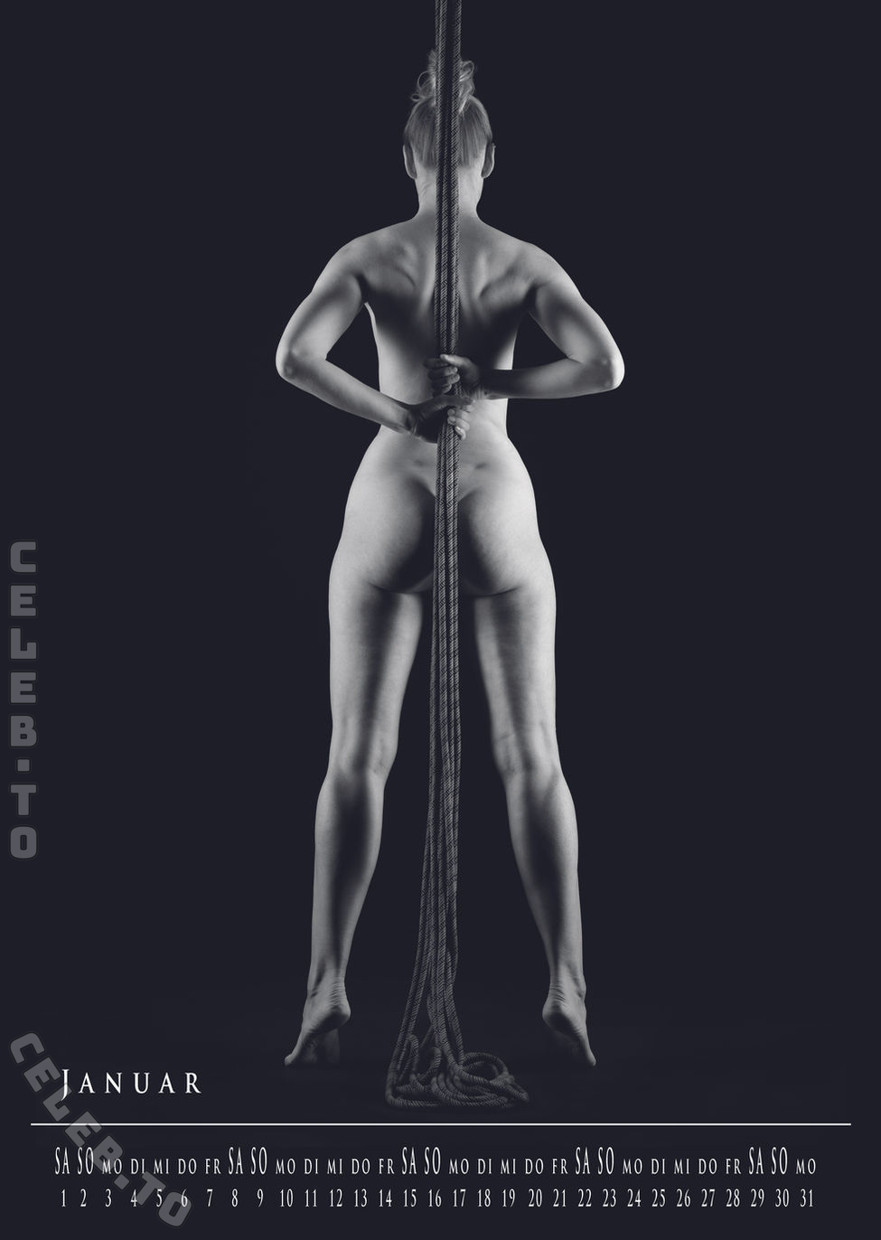 Bergretterinnen-Kalender nude photo 12