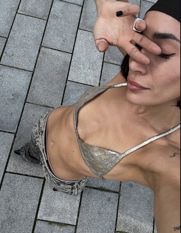Berna Canbeldek nude photo 31