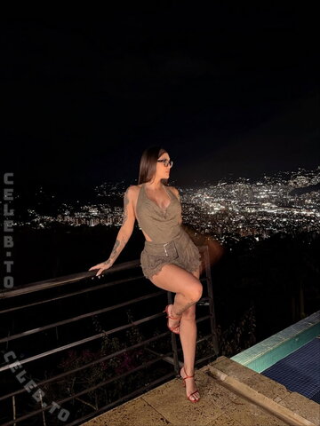 BERNADETTETUR nude photo 22