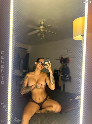 BERNADETTETUR nude photo 11