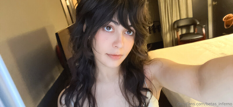 Beta's Inferno nude photo 4