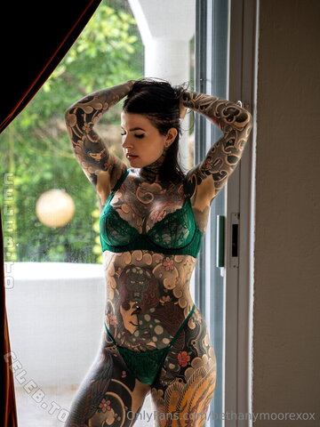 Bethany Moore nude photo 9