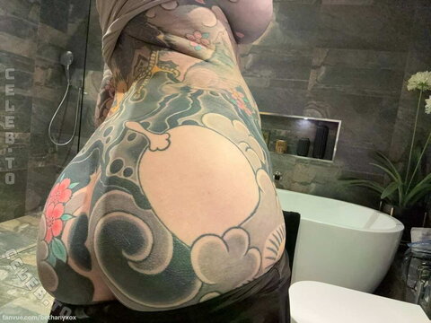 Bethany Moore nude photo 2