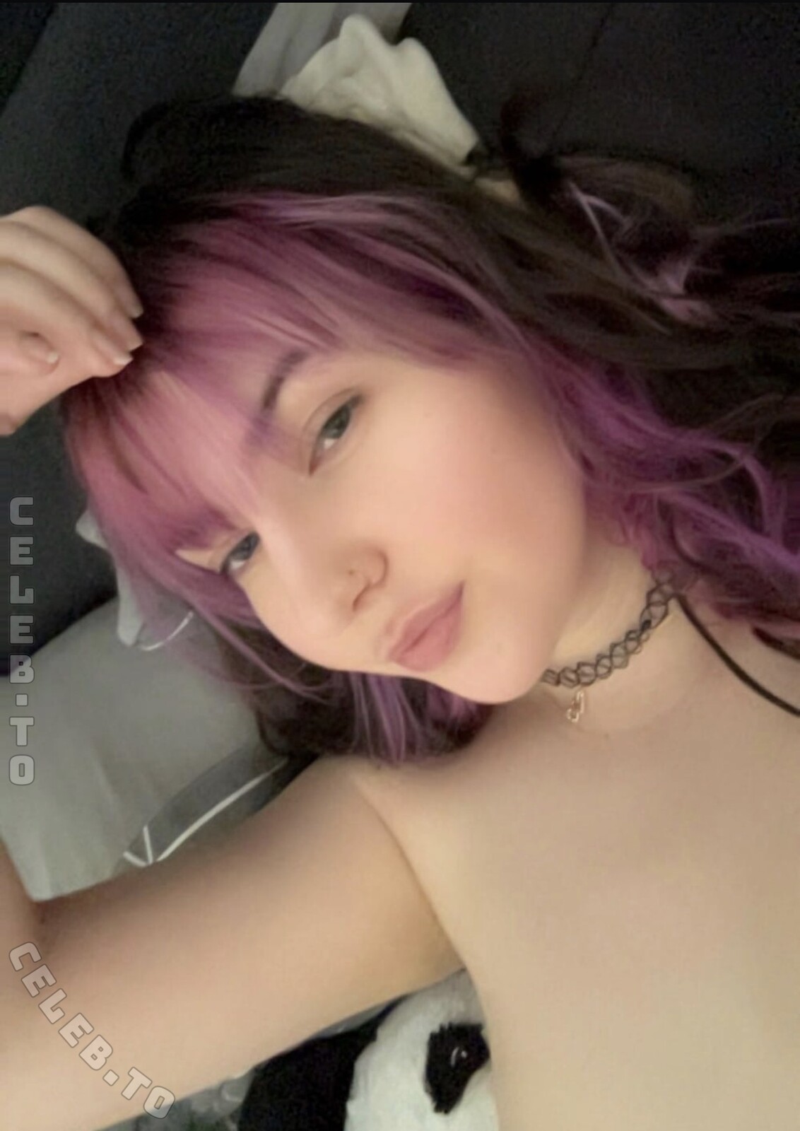Bettielaine nude photo 2