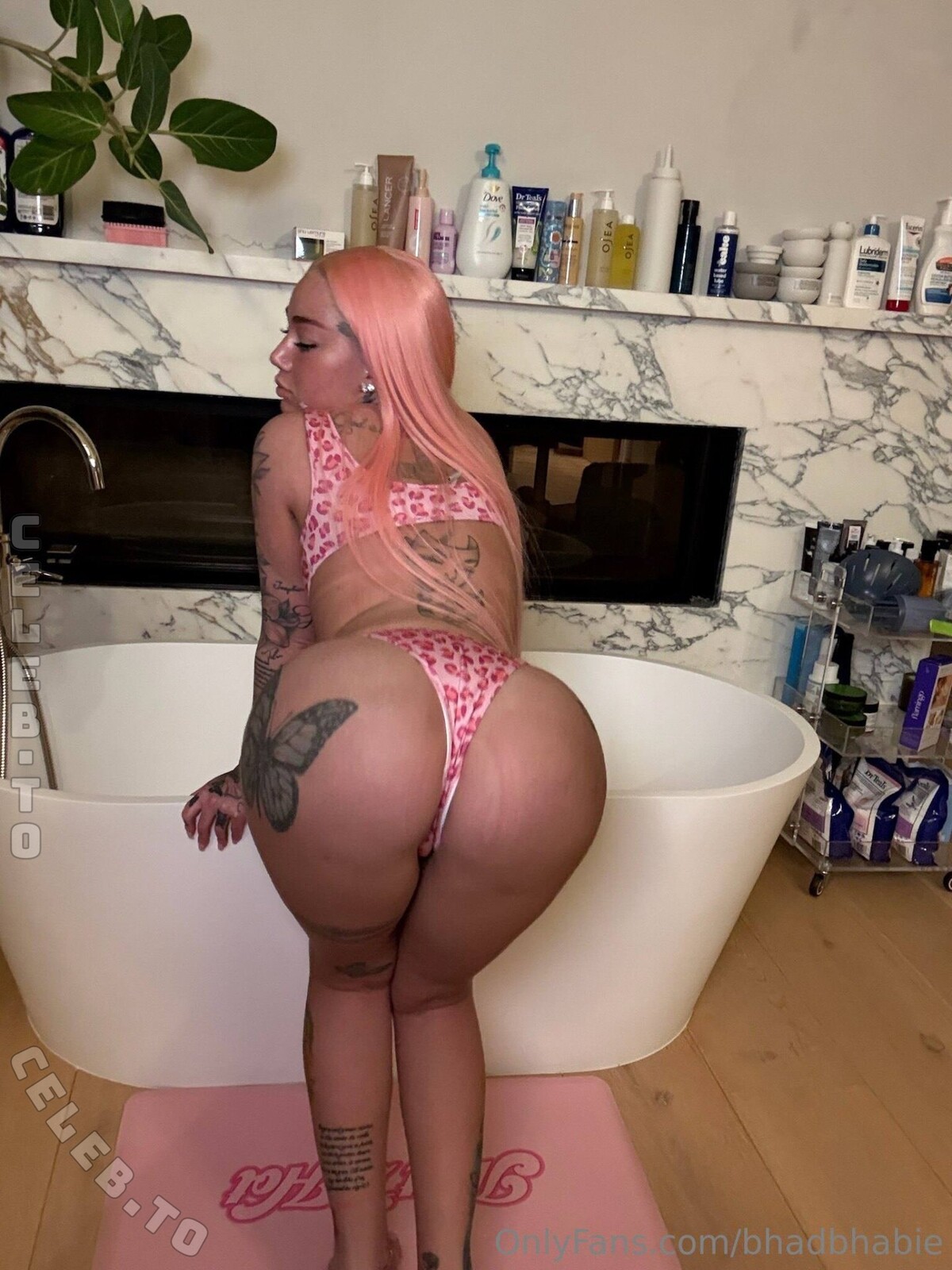 Bhad Bhabie nude photo 3
