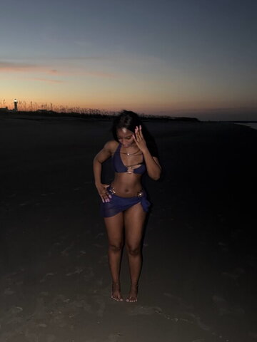 Bhadie.kelly nude photo 2