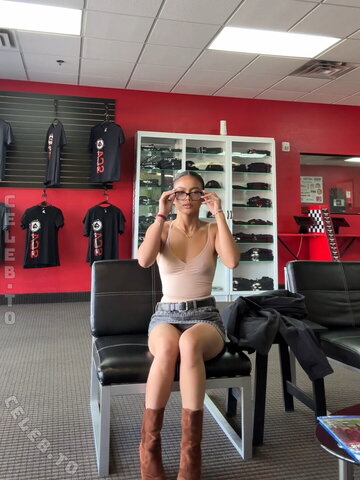 Bianca Bustamante nude photo 20