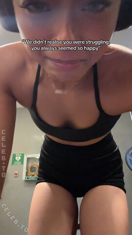Bianca Bustamante nude photo 99