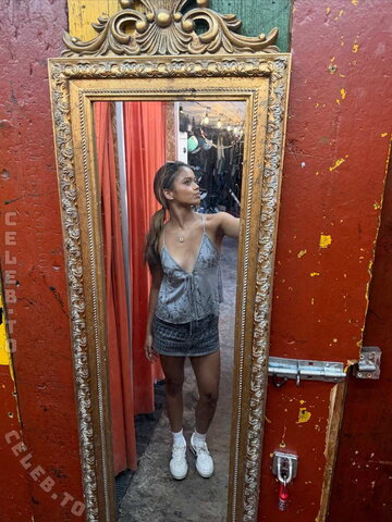 Bianca Bustamante nude photo 11