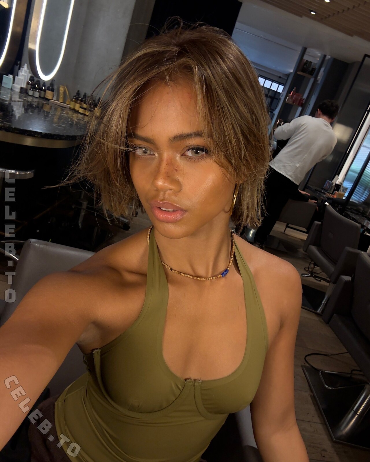 Bianca Bustamante nude photo 2