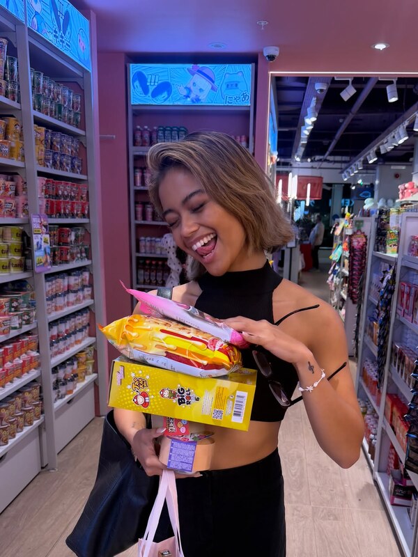 Bianca Bustamante nude photo 2