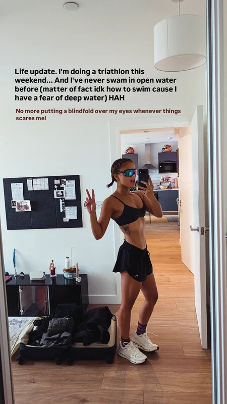 Bianca Bustamante nude photo 1