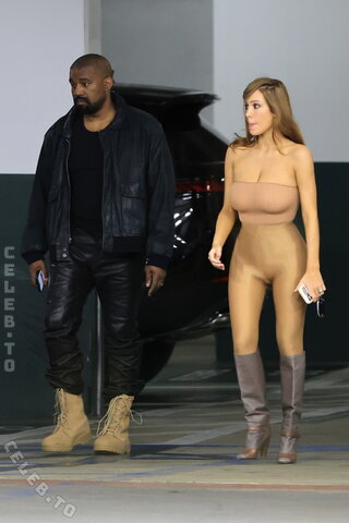 Bianca Censori stuns in a bold nude look with Kanye West in LA 15.07.2026