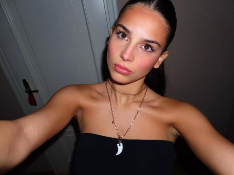 Bianca Minarelli Fresh (3 photos)