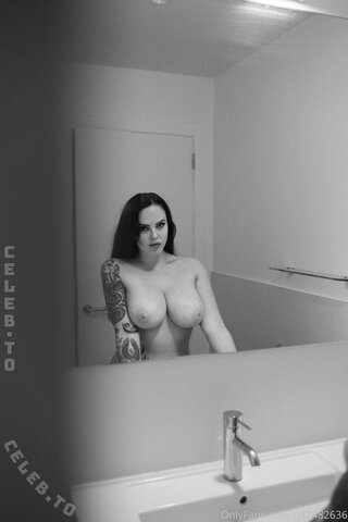 BianxaFox nude photo 7