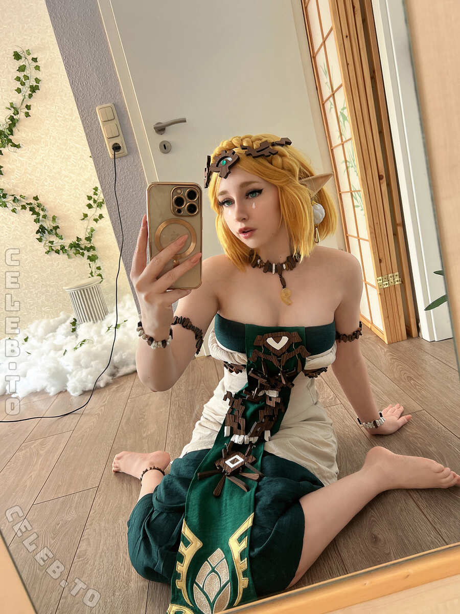 Bibi Nyan nude photo 8