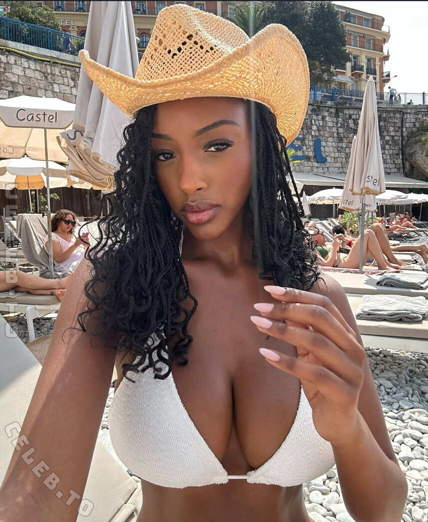 Bibiatfa nude photo 2