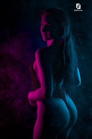 bibillious nude photo 12
