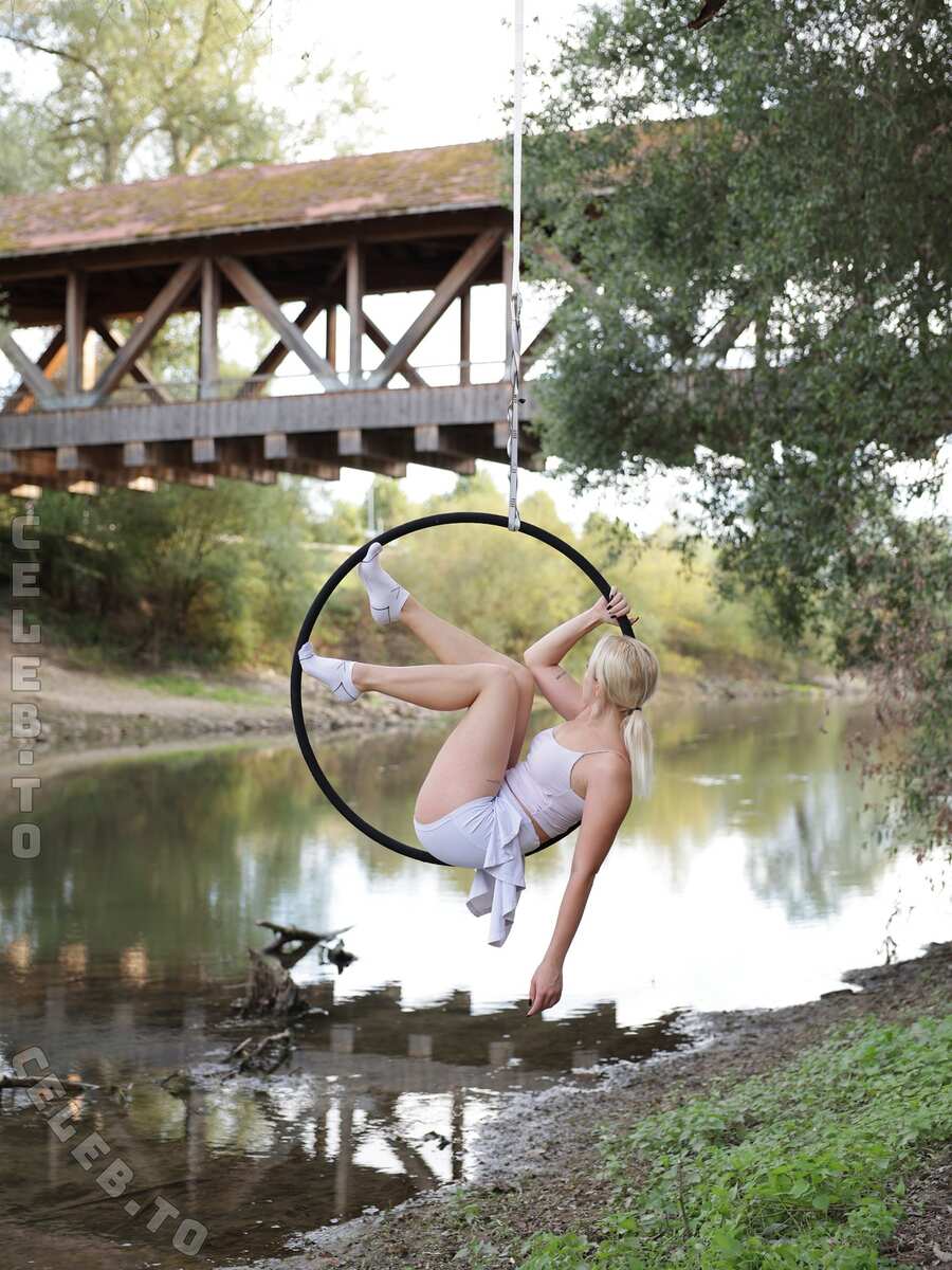 bienmichelle nude photo 1