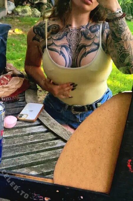 Bierkoenigin nude photo 4