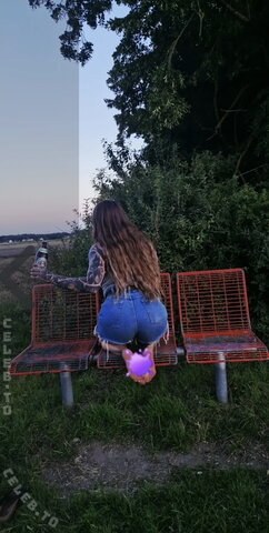 Bierkoenigin – Just have a beer with her and then her as dessert