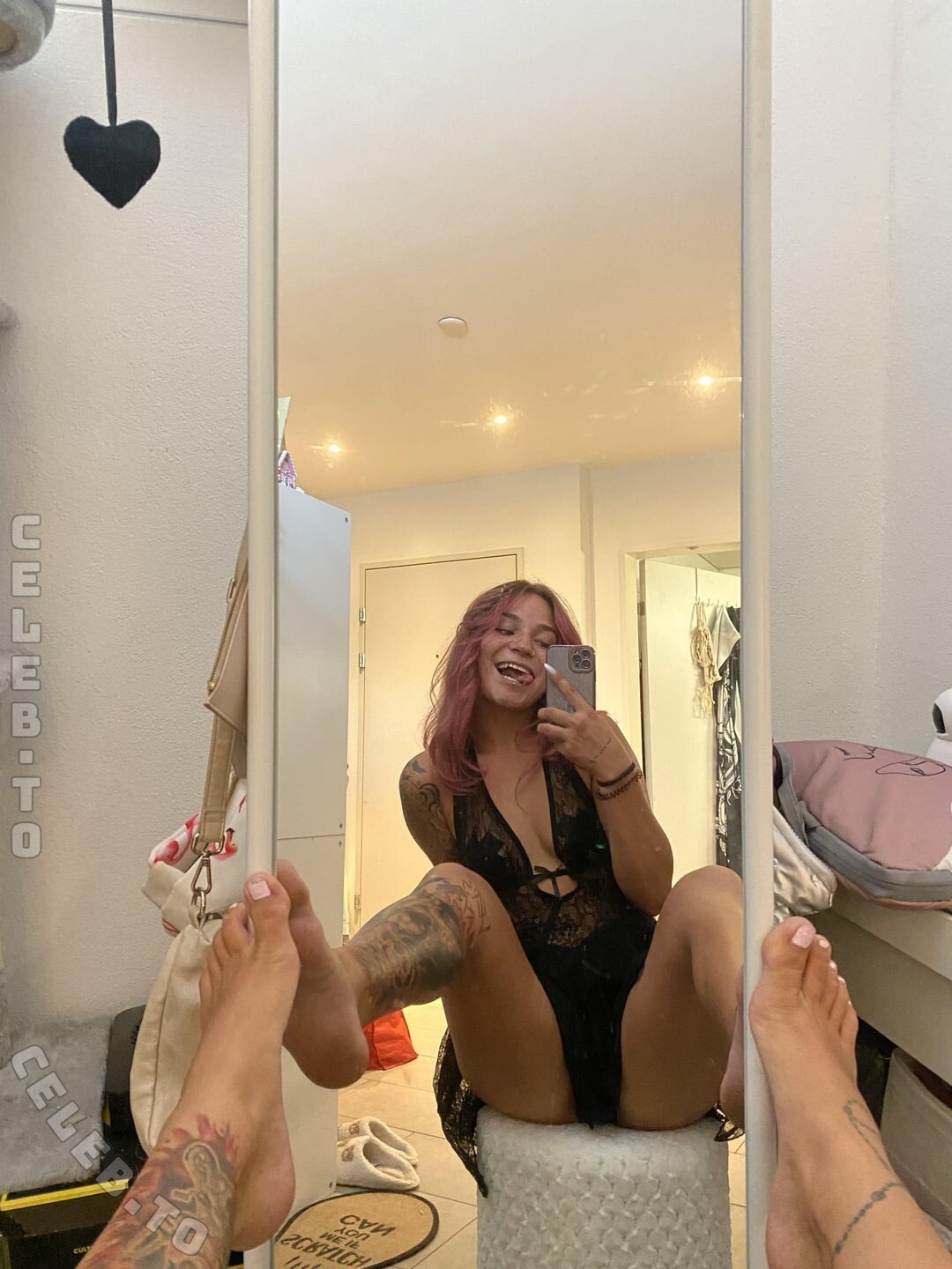 Bigbootyroxanne nude photo 17
