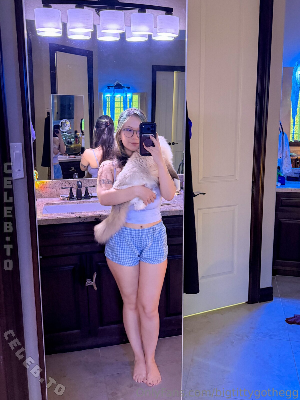 bigtittygothegg nude photo 3