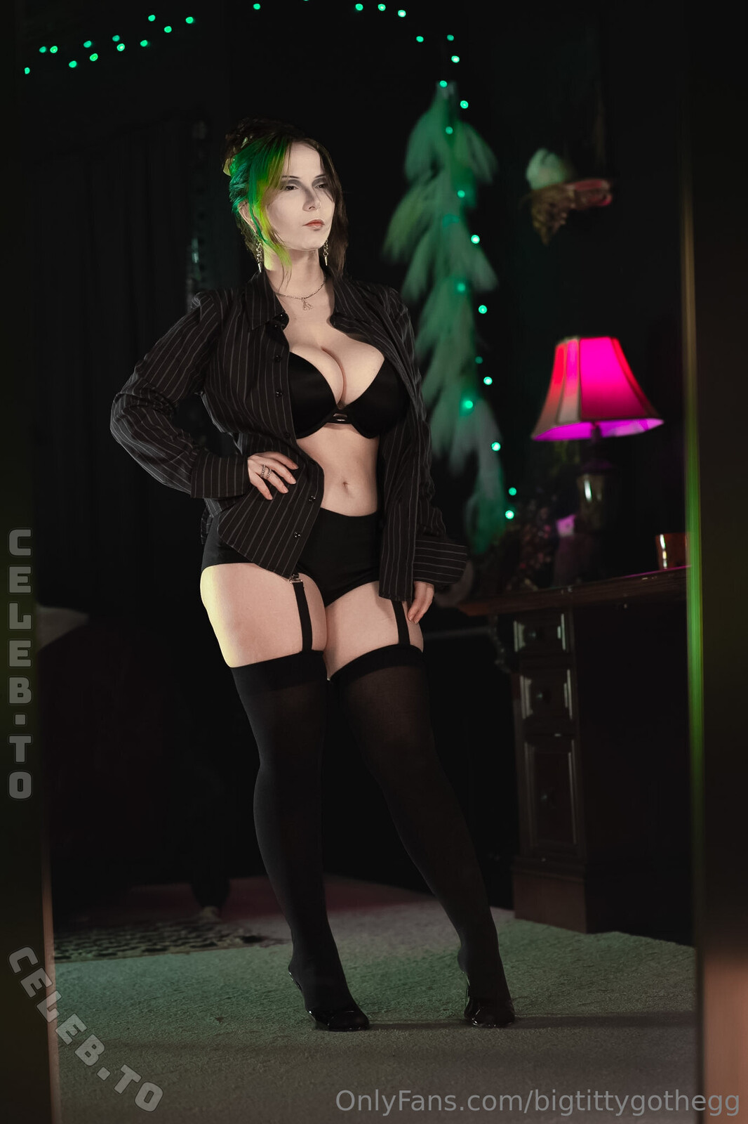 bigtittygothegg nude photo 4
